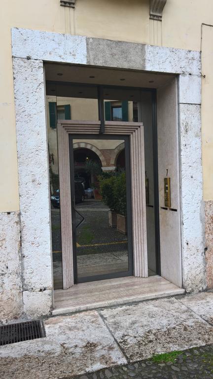 Casa Ferrari Appartamento Verona Sanificato Ozono Eksteriør billede